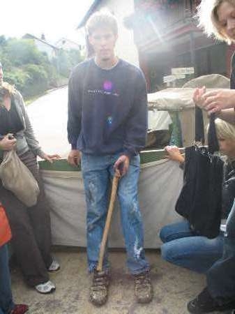 2006 124 Kerb 1.Tannen holen 033