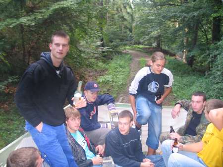 2006 124 Kerb 1.Tannen holen 054