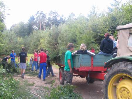 2006 124 Kerb 2.Tannen holen 094