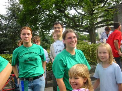 124-2425_IMG