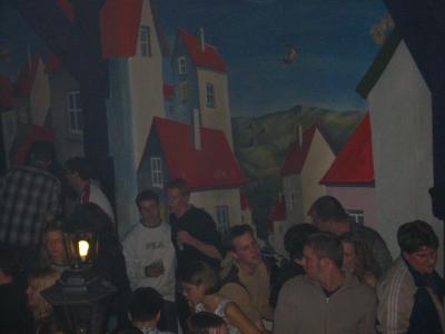 105-0585_IMG