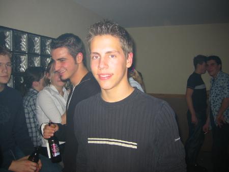 100-0008_IMG