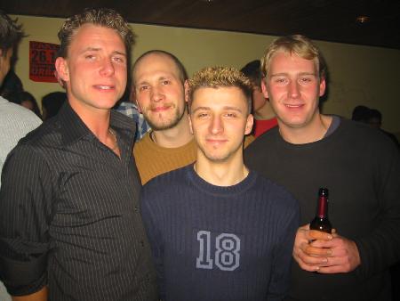 100-0067_IMG